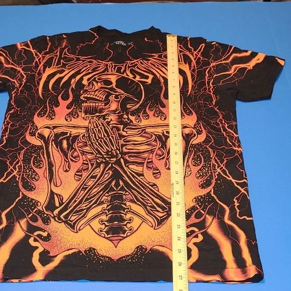 Affliction Infernal Nightmare Black & Red T-Shirt Size LARGE - Picture 11 of 13